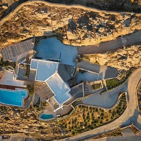 Villa Maera 3 *
